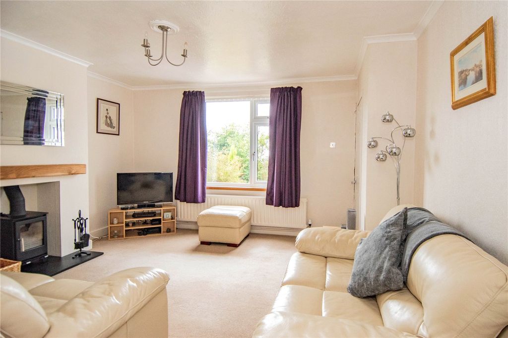 Property photo 2 of 16 Picture No. 10