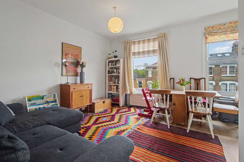 Property photo 2 of 12