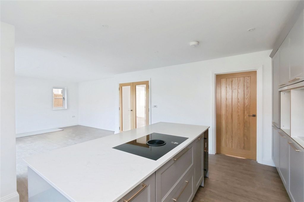 Property photo 3 of 21 Picture No. 36
