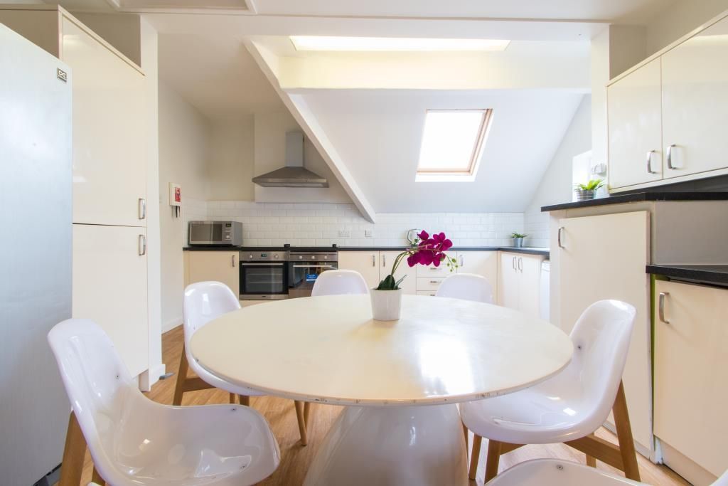 Property photo 2 of 8 Photo 1