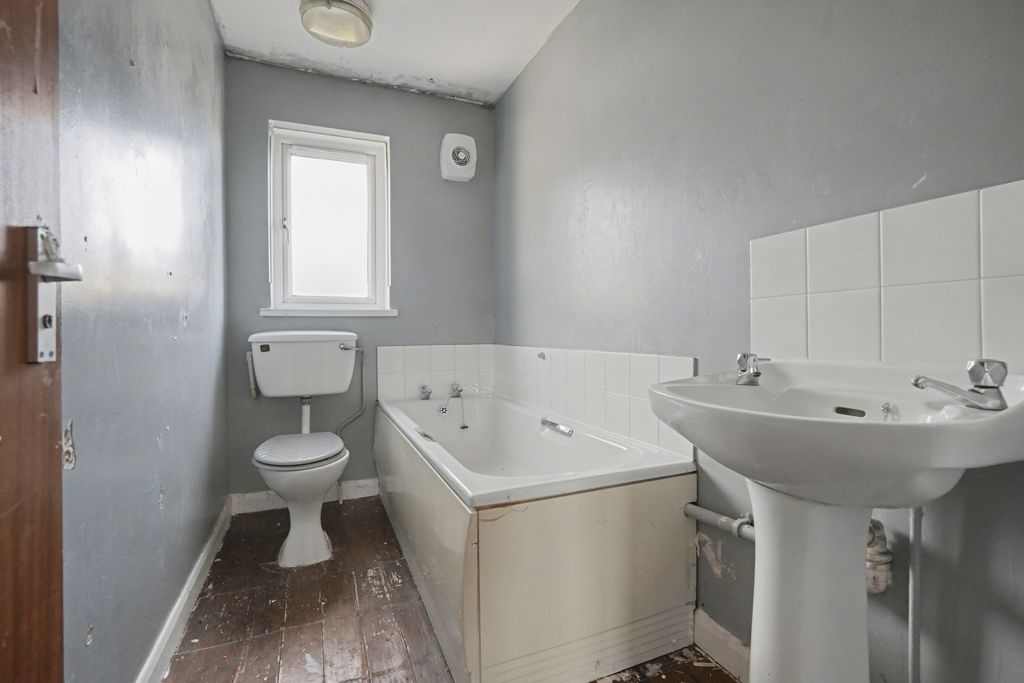 Property photo 2 of 20 73 Becksitch Lane, Belper, Derbyshire, De56 1Uz