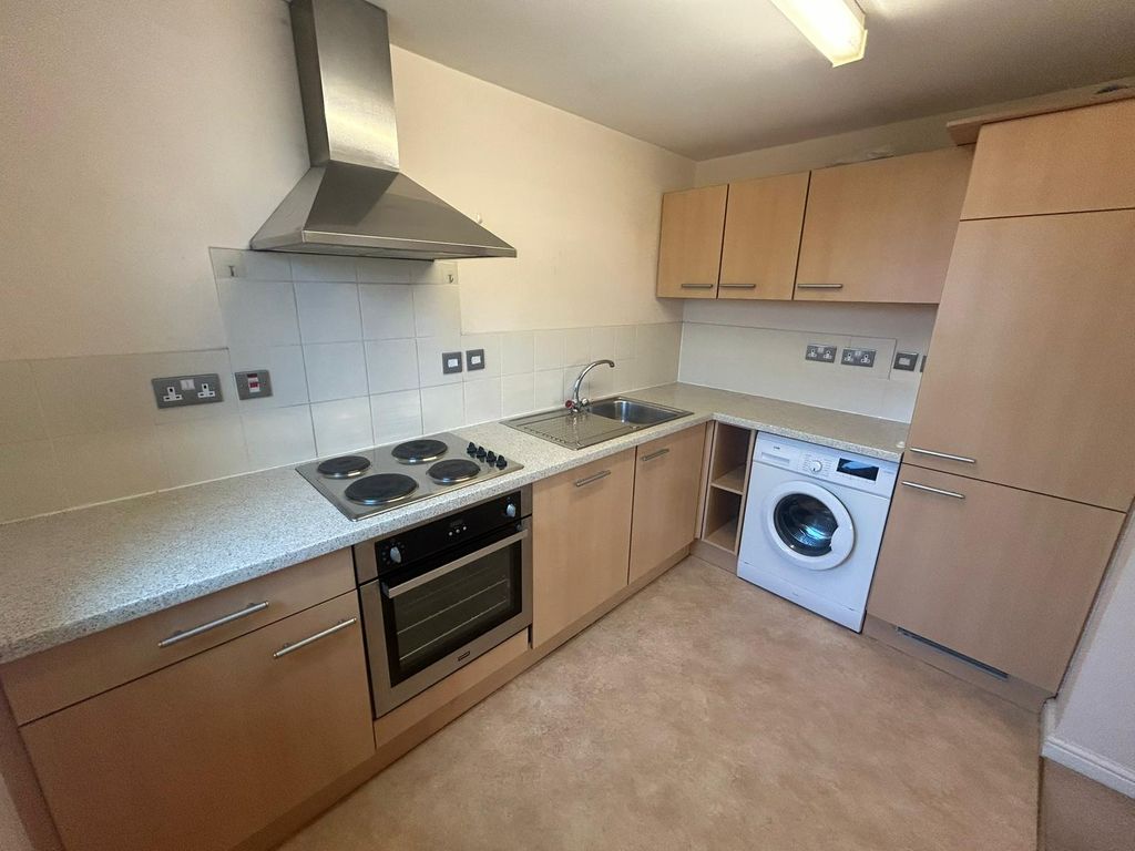 Property photo 3 of 9