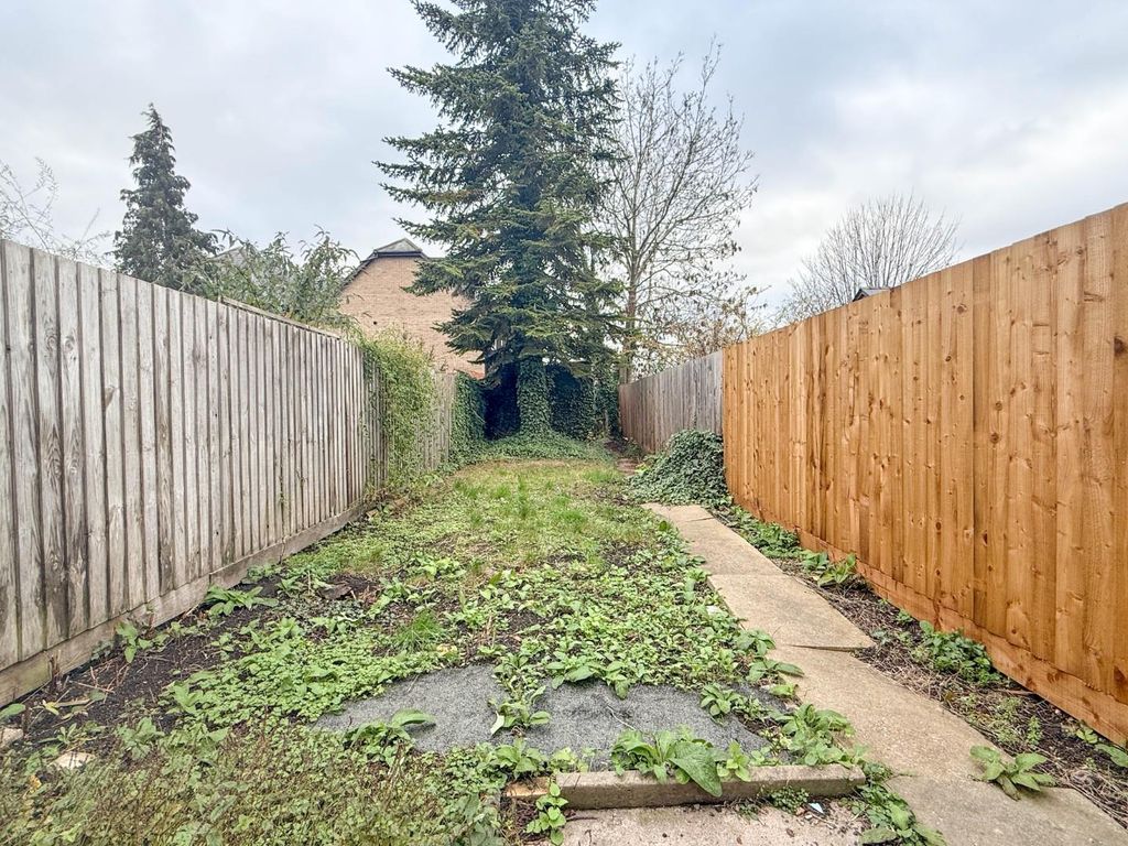 Property photo 3 of 12 20251120_141153240_0.0.Jpg