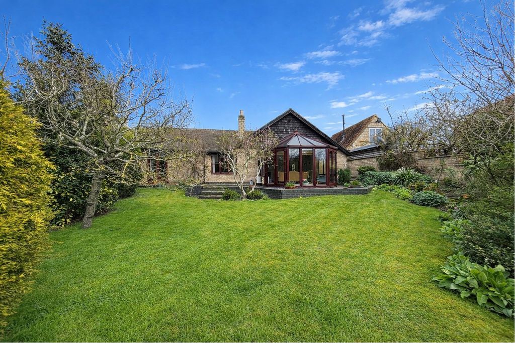 Property photo 1 of 22