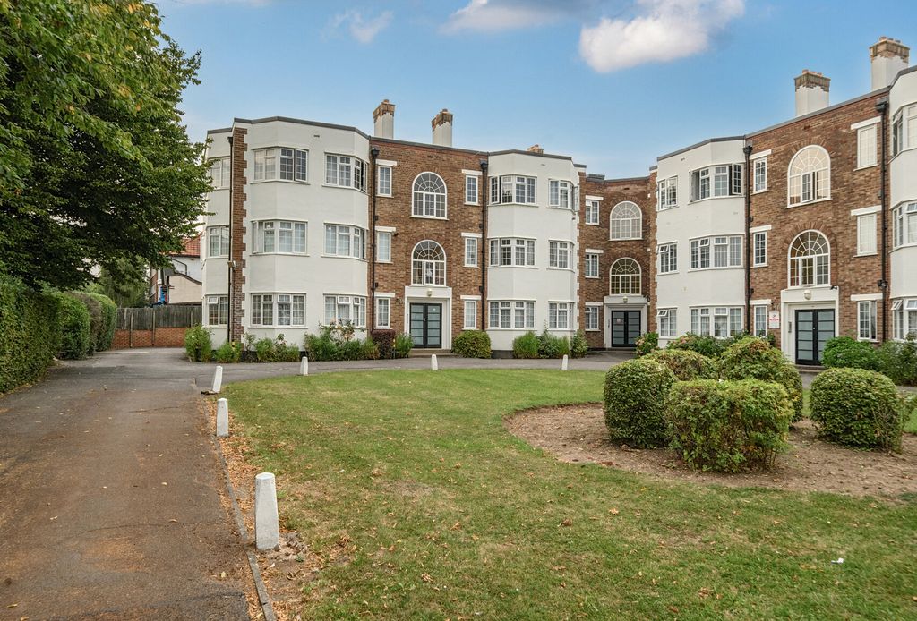 Property photo 2 of 10 1331654-1-689Cad9...