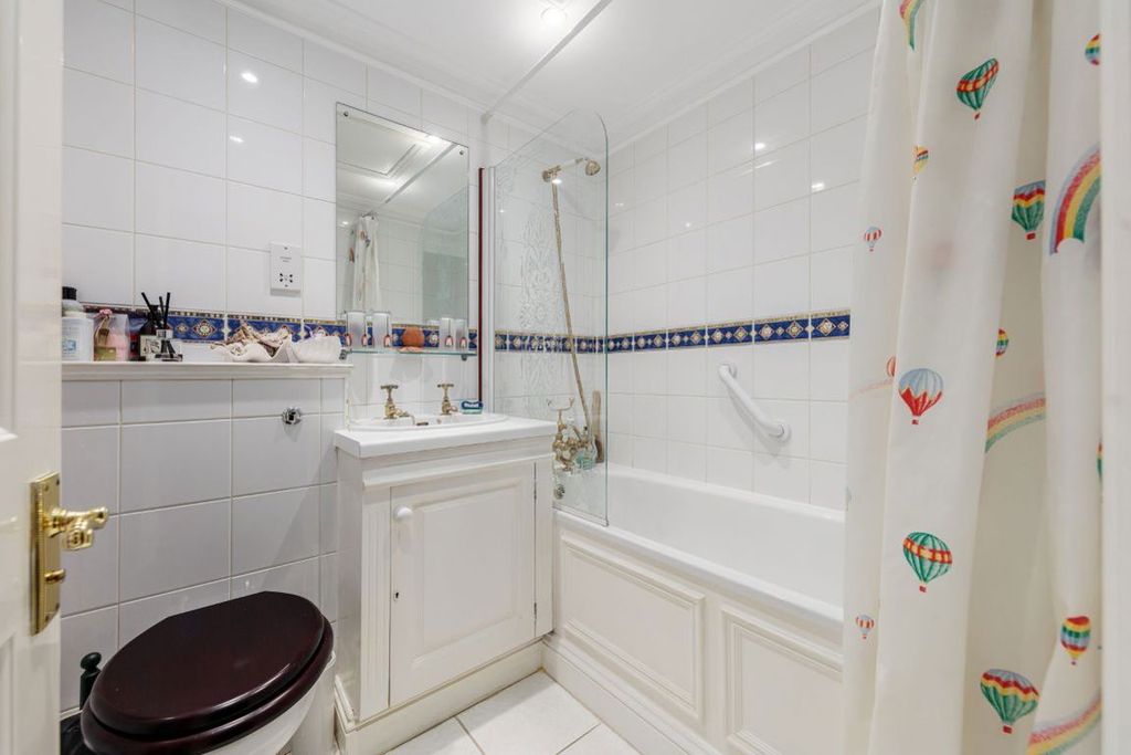 Additional image 8 of 3 bed flat to rentThe Coach House, Tonbridge, Kent TN11