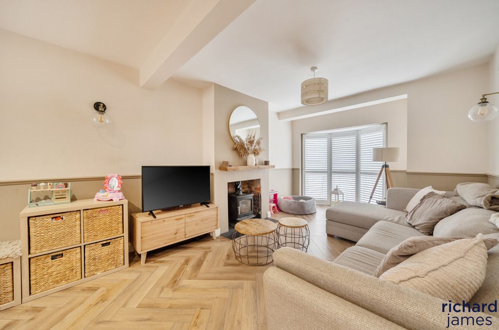 Property photo 3 of 13 7F86E5c2E1Bc4Fd5Bf098F17Ced2c567