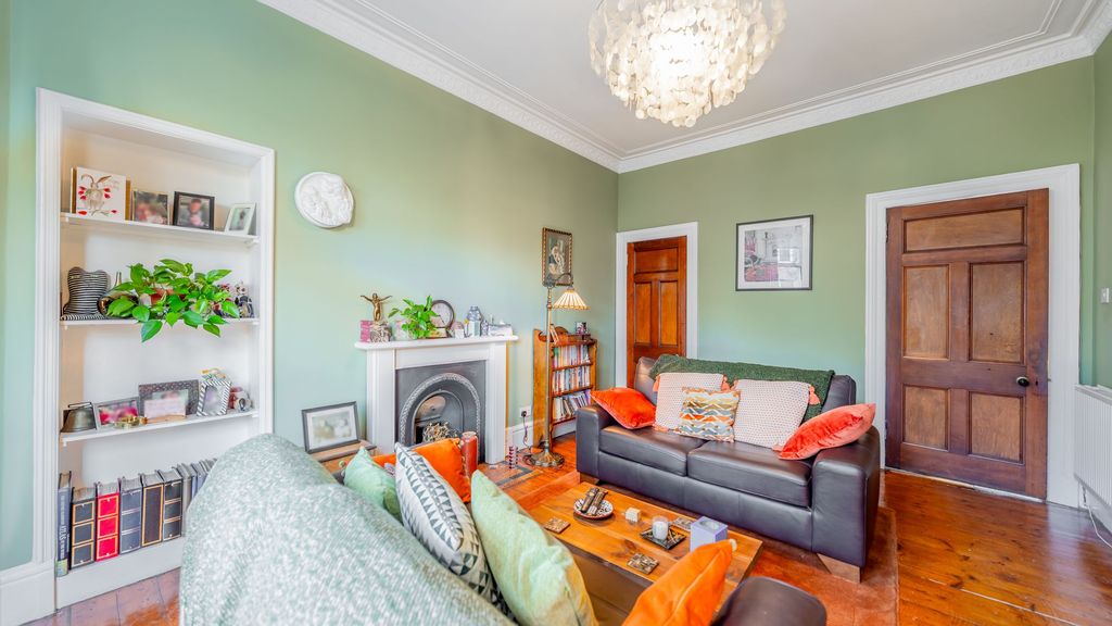 Property photo 3 of 20