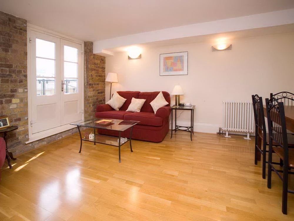 Property photo 1 of 4