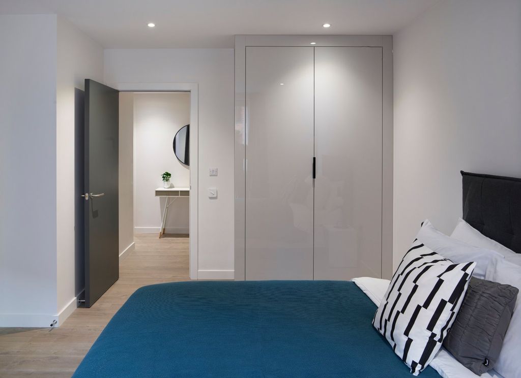 Property photo 2 of 5