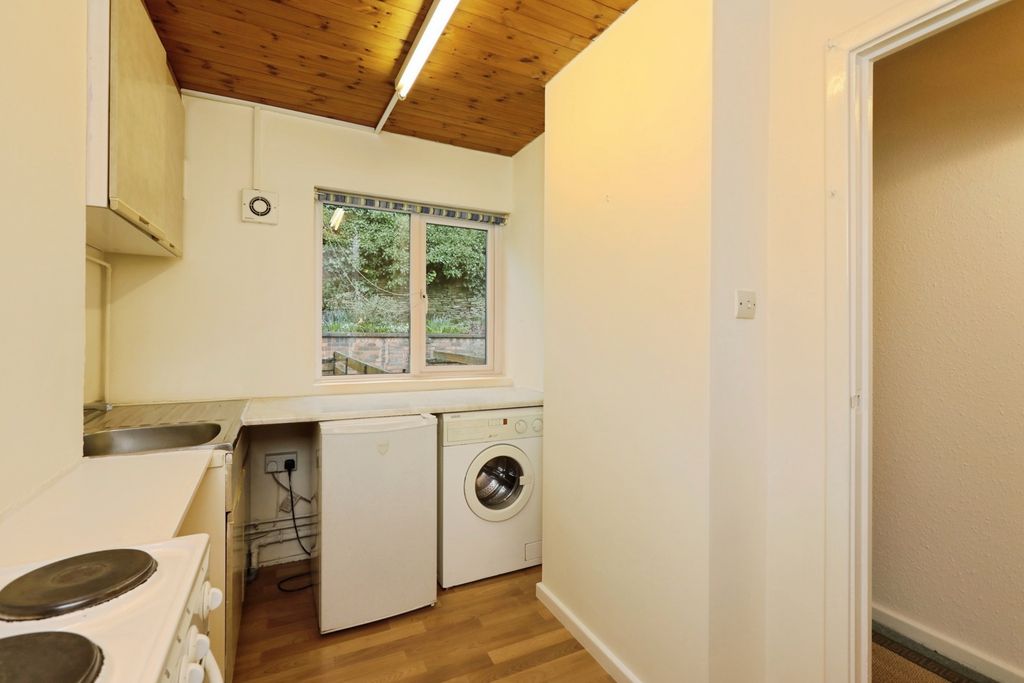 Property photo 2 of 20 Pbox-Img.Jpg