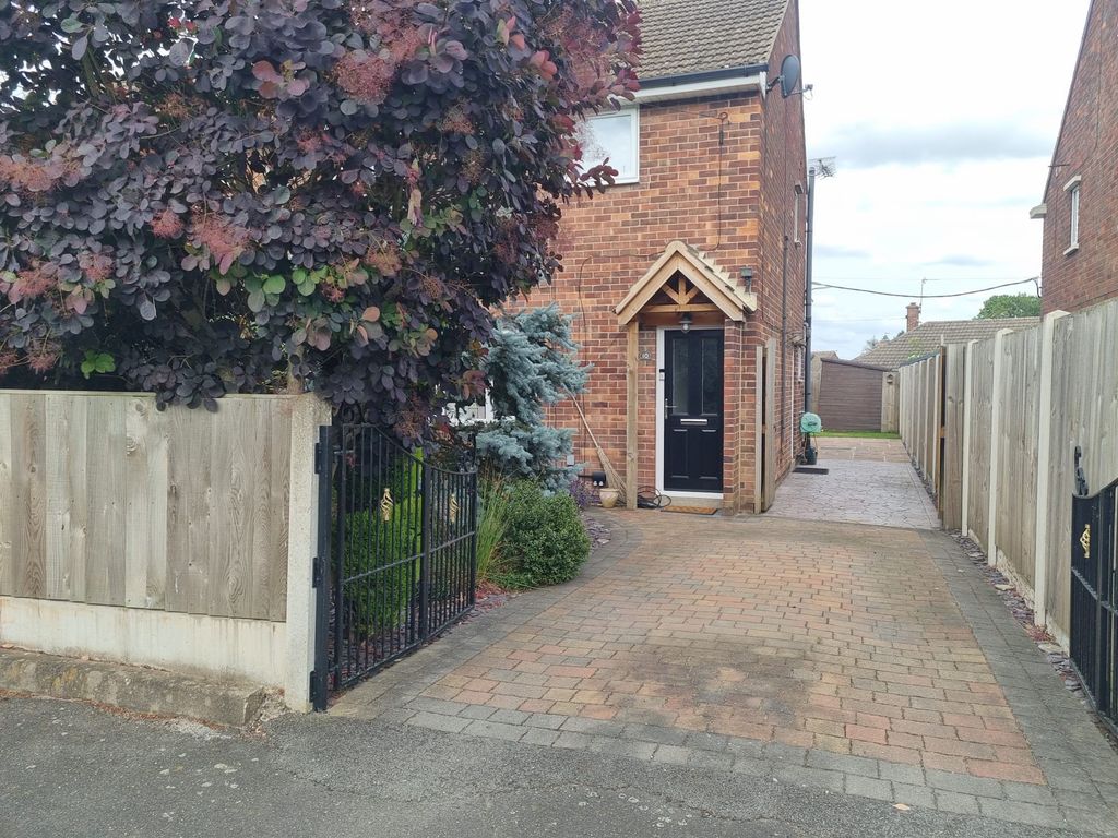 Property photo 1 of 20