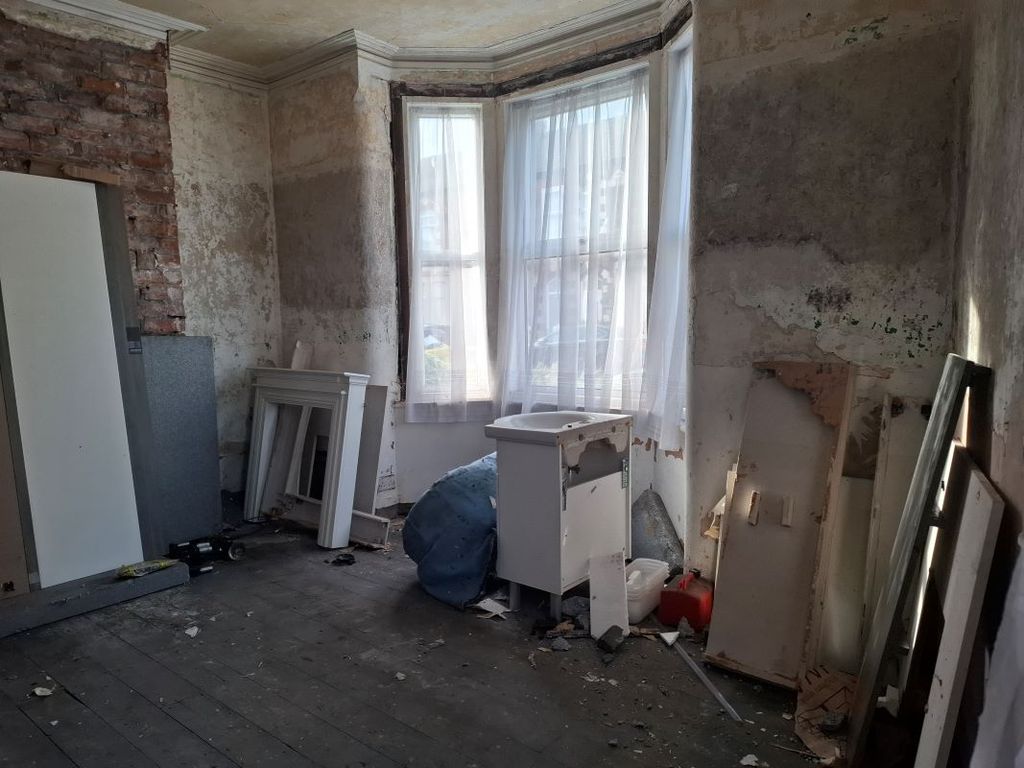 Property photo 3 of 10 Image 3