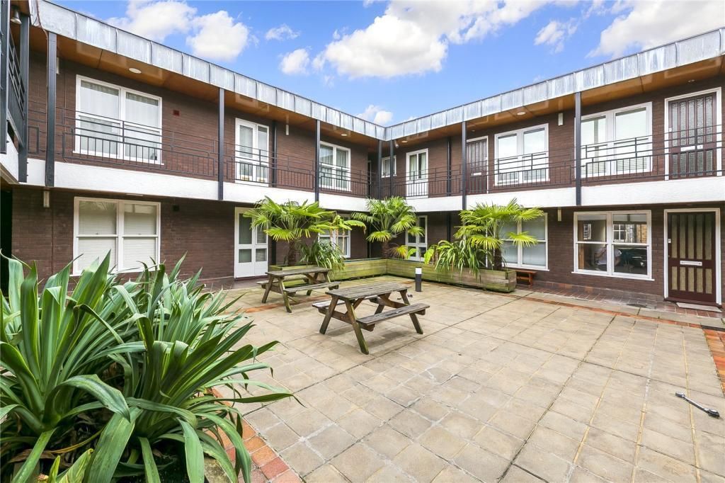 Property photo 1 of 8 Property Photo