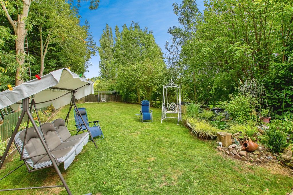 Property photo 2 of 34 Outside
