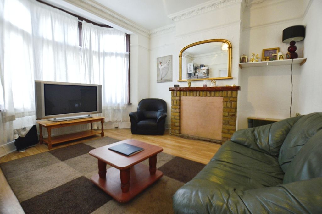 Property photo 2 of 15 Pbox-Img.Jpg