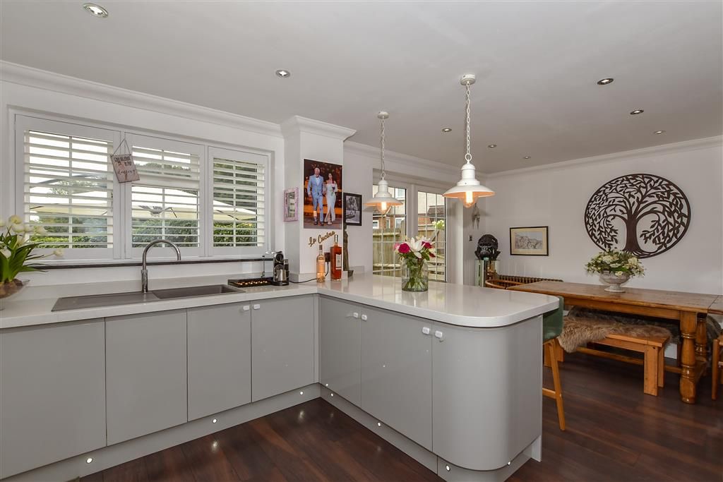 Property photo 3 of 13 Kitchen/Diner