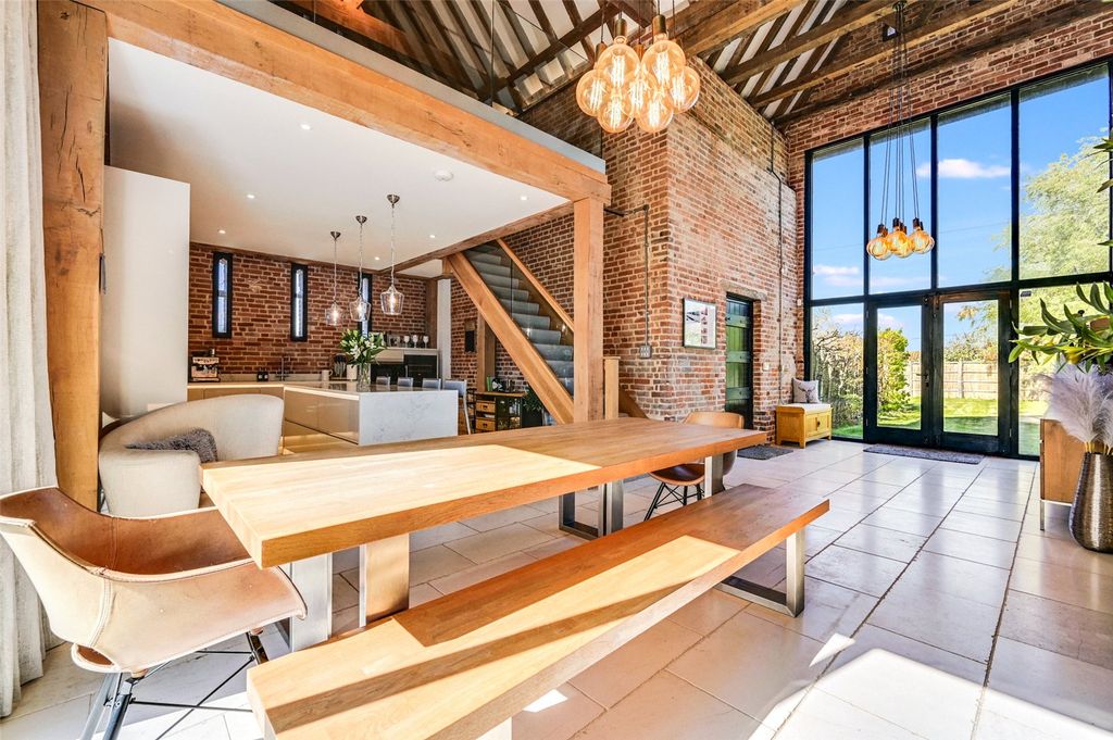 Property photo 2 of 13 Kitchen/Dining