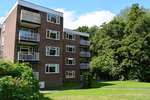 Property photo 1 of 7 Front (Main)