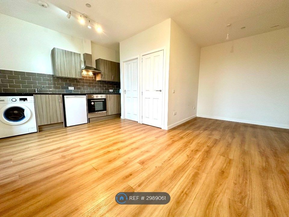 Property photo 2 of 5