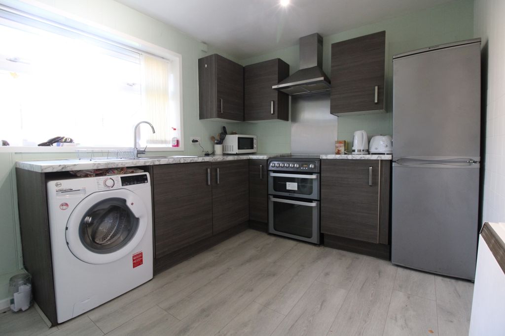 Property photo 2 of 4 Img_5452