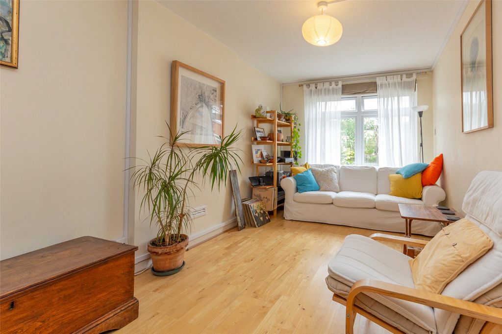 Property photo 2 of 10 Picture No. 03