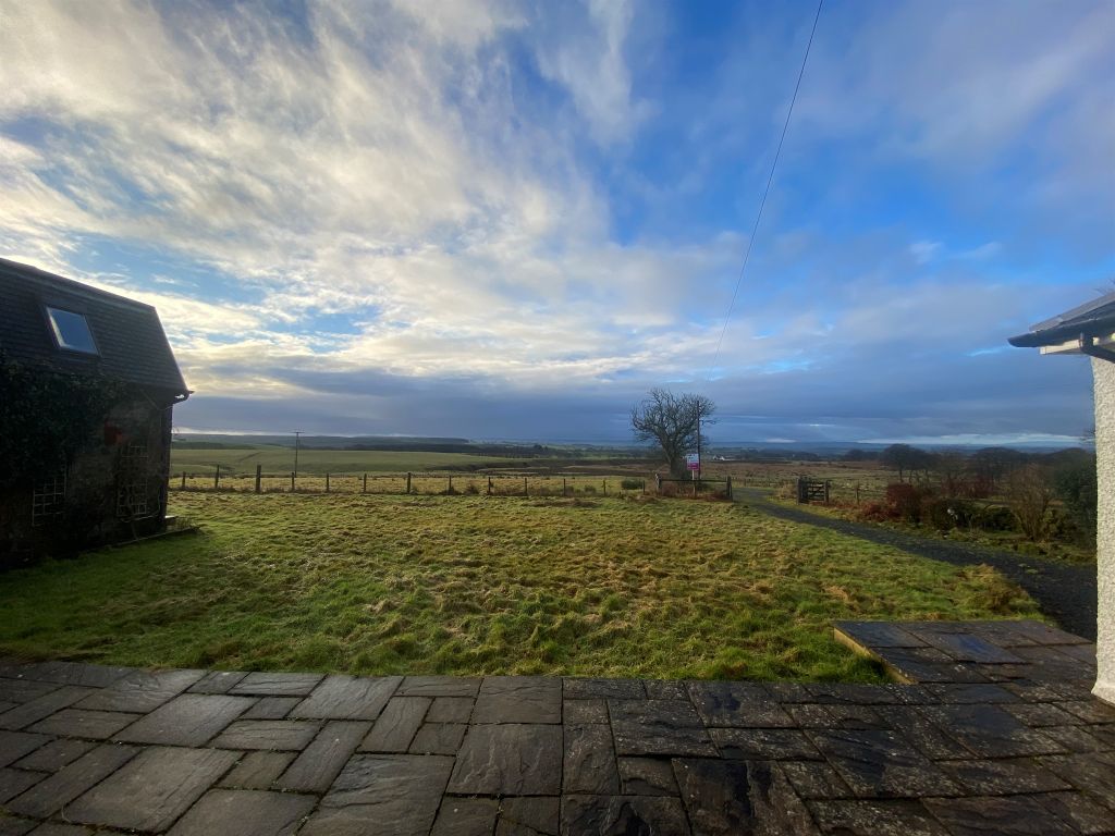 Property photo 2 of 18 Byre Two