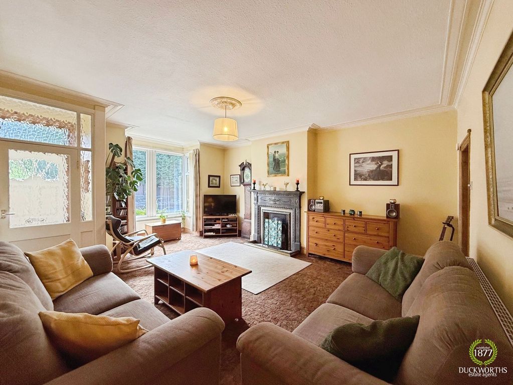 Property photo 1 of 31