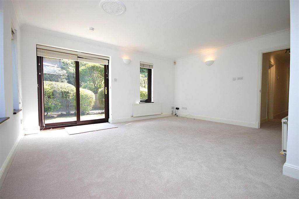 Property photo 3 of 22