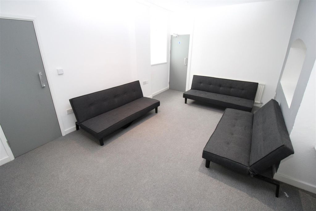 Property photo 2 of 5 Bright And Airy Lounge With Ample Sofa Seating...