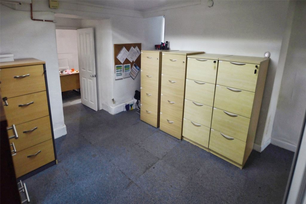 Property photo 3 of 11 Picture No. 07