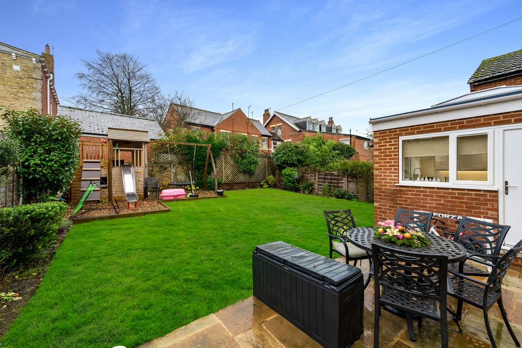 Property photo 3 of 18