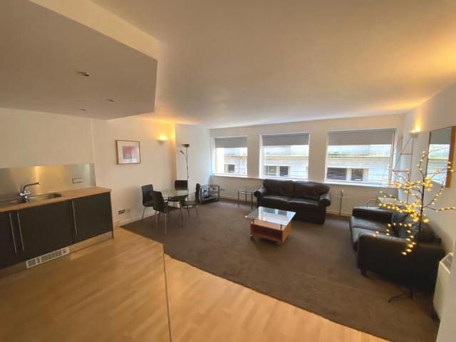 Property photo 2 of 12