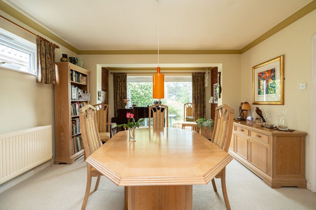 Property photo 3 of 22