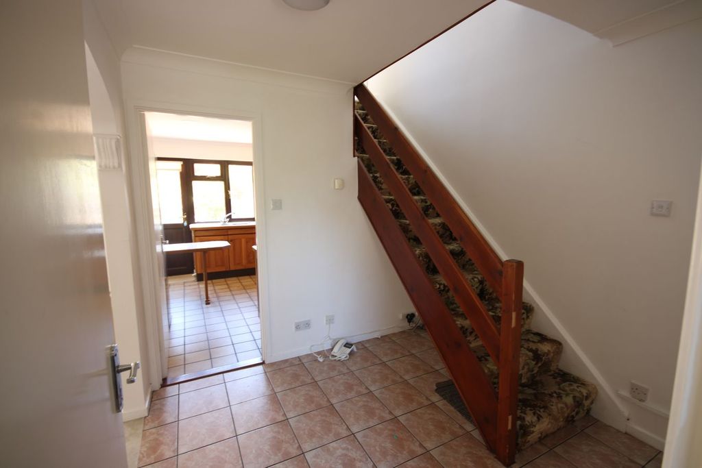 Property photo 2 of 30