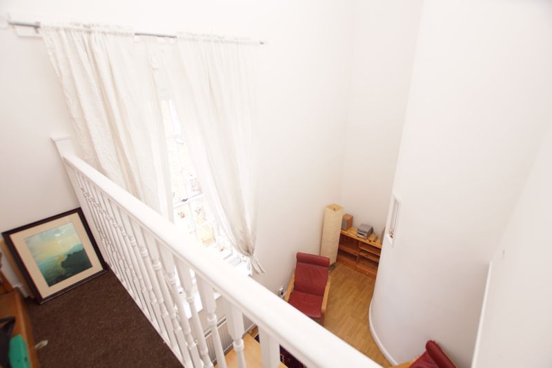 Property photo 2 of 10 Viewing Gallery
