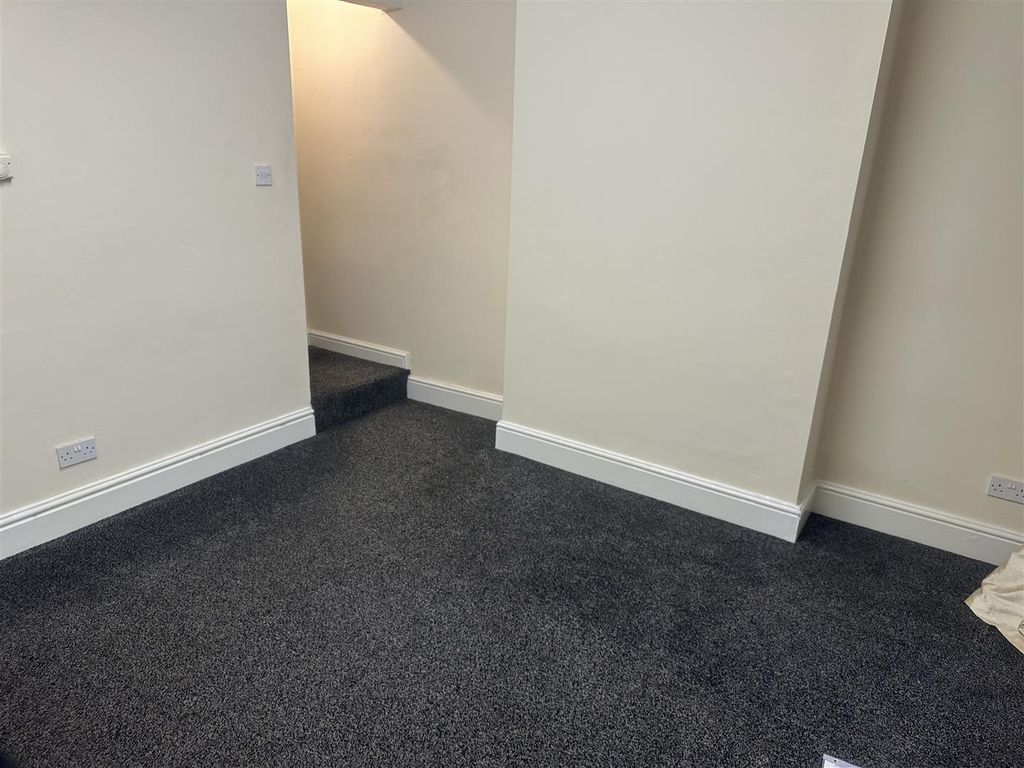 Property photo 3 of 10 Img_2646.Jpeg