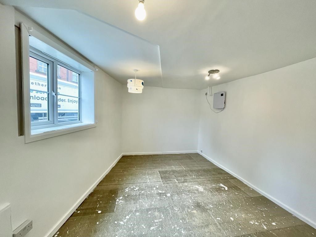 Property photo 3 of 8 62-Hr-3.Jpg