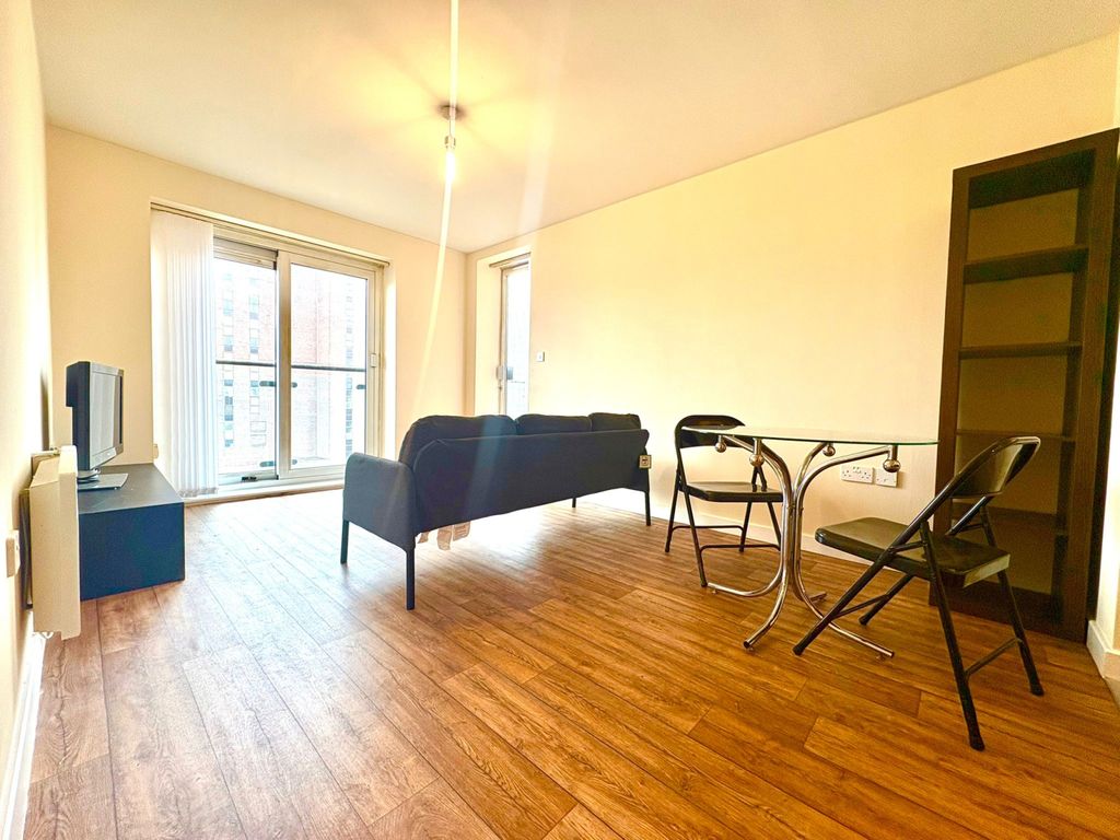 Property photo 2 of 9 Gallery