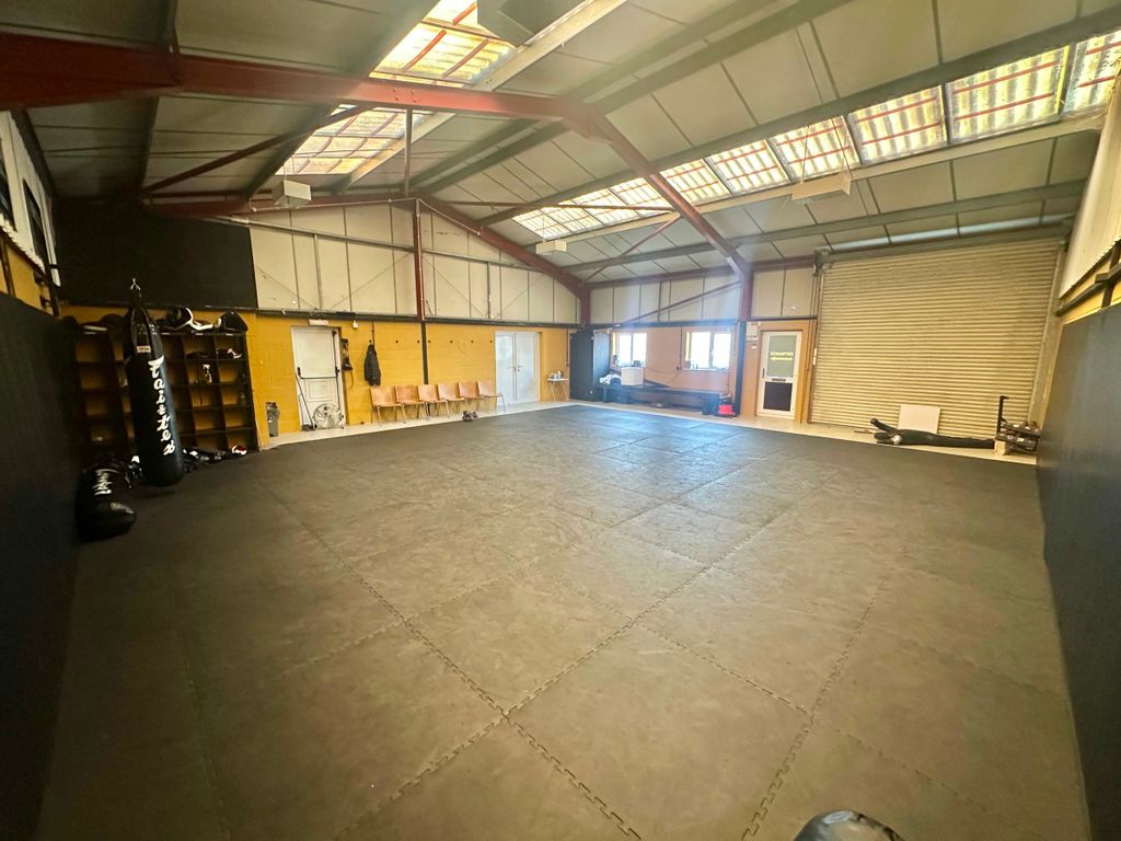 Property photo 3 of 4