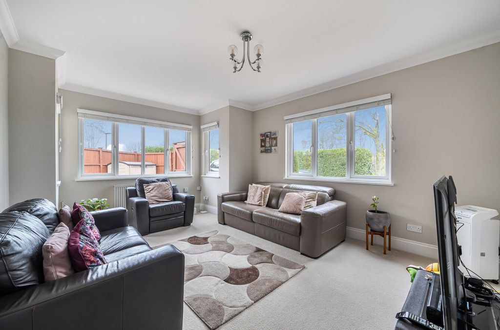 Property photo 2 of 20 1424177-20-69B412...