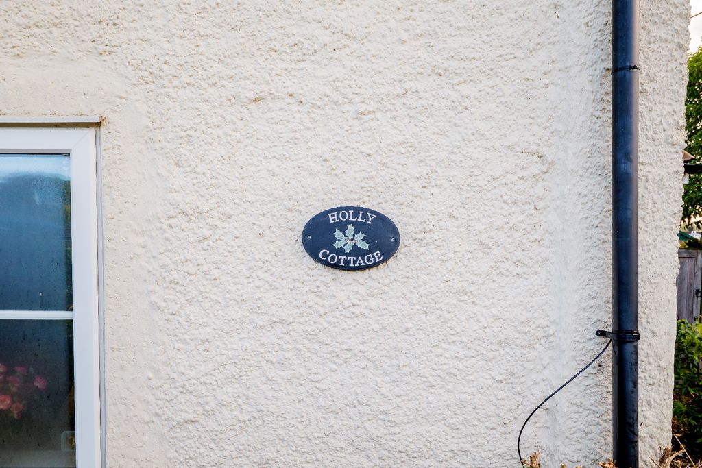 Property photo 2 of 27 5178905