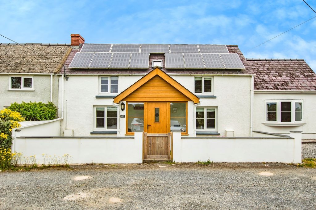 Property photo 1 of 17 Photo