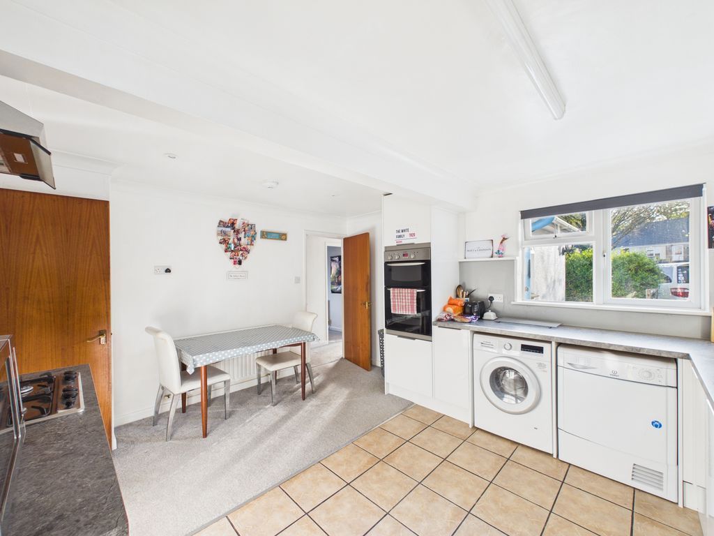 Property photo 3 of 12 Kitchen/Diner