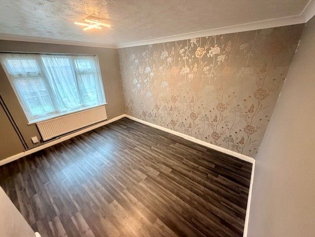 Property photo 2 of 11 Image