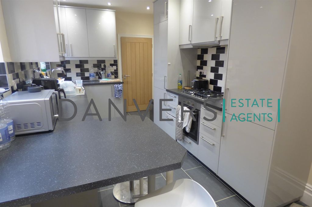 Property photo 1 of 6 P1050785.Jpg