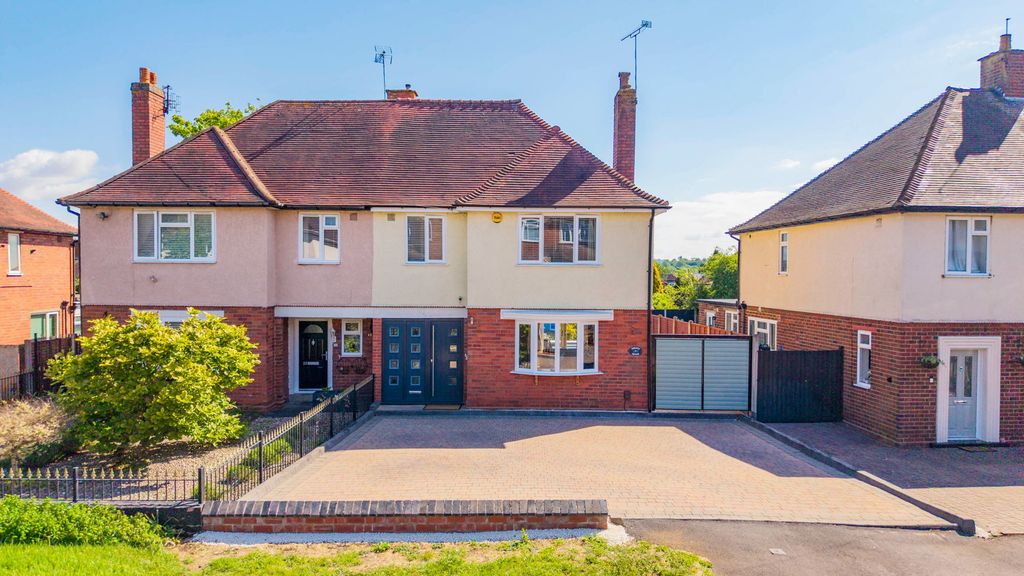 Property photo 1 of 54