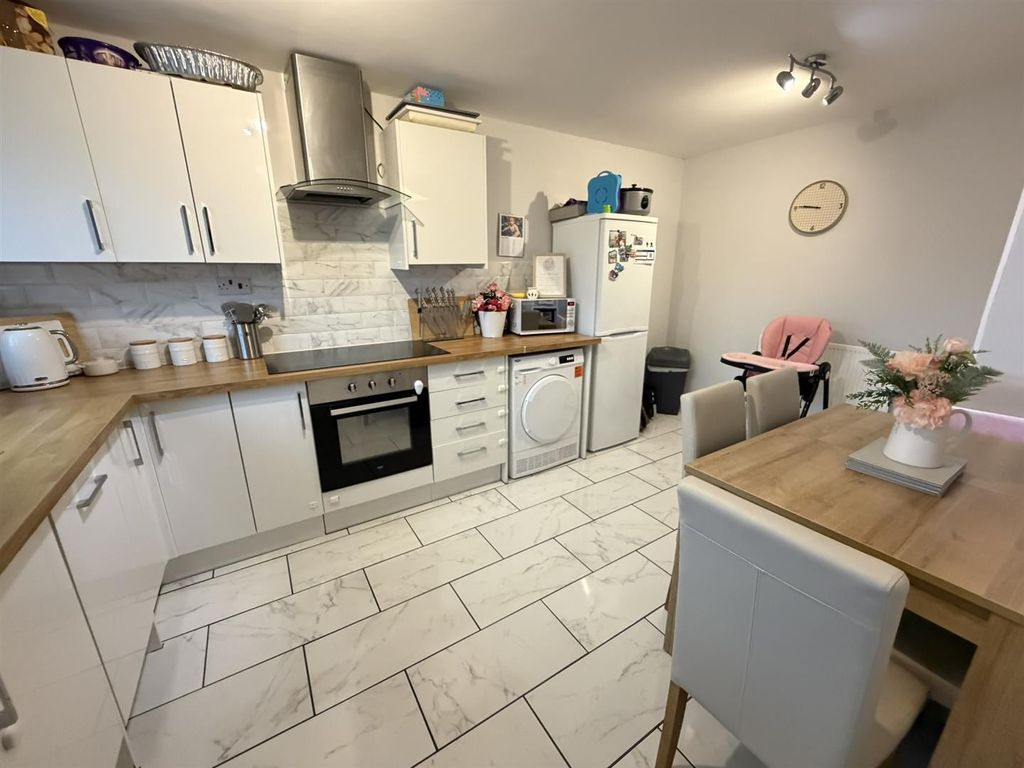 Property photo 2 of 17 Img_1842.Jpeg