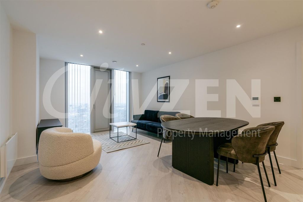 Property photo 1 of 44 Reception