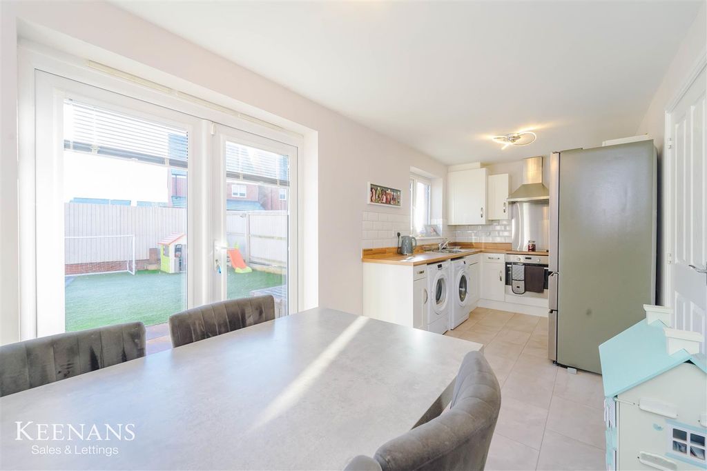 Property photo 2 of 38 2.Jpg